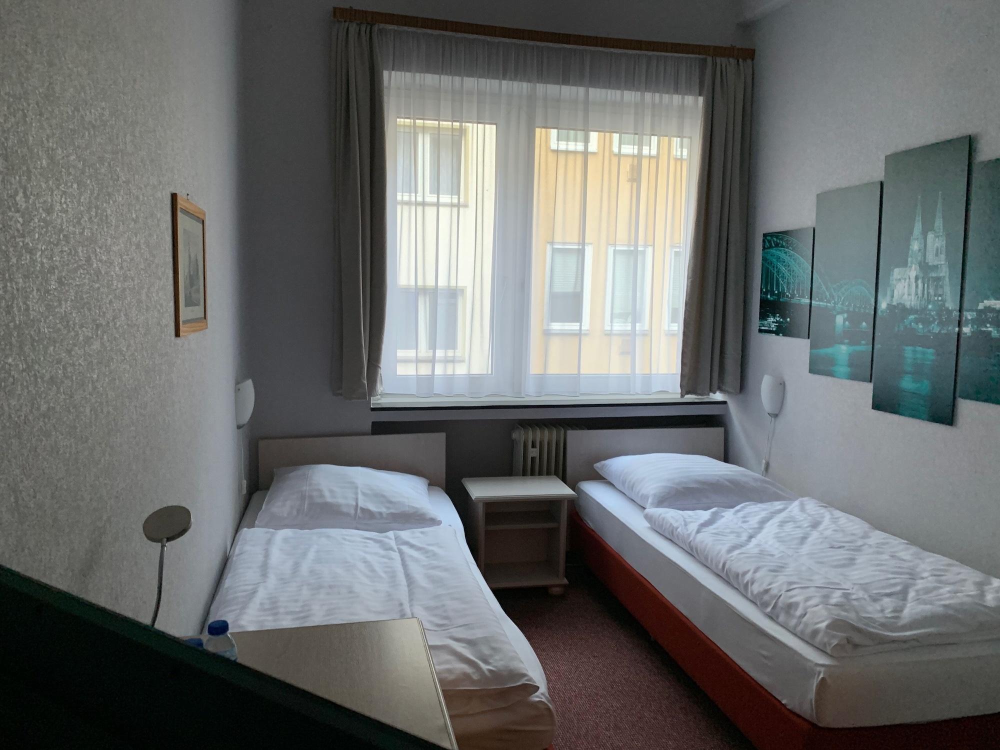 Hotel Berg Köln Eksteriør bilde