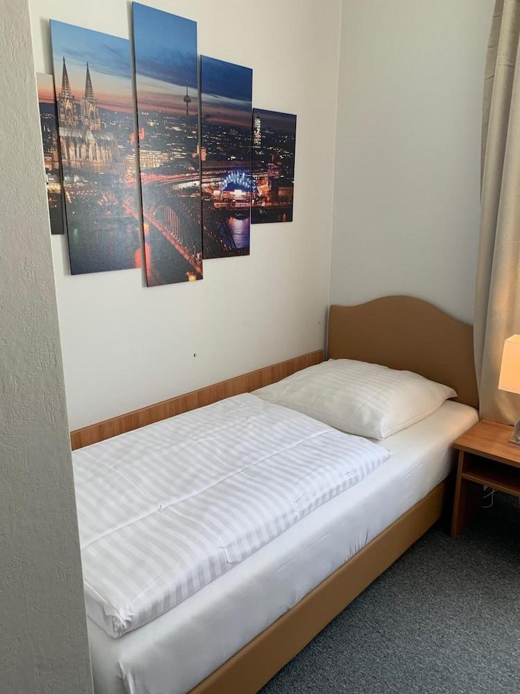 Hotel Berg Köln Eksteriør bilde